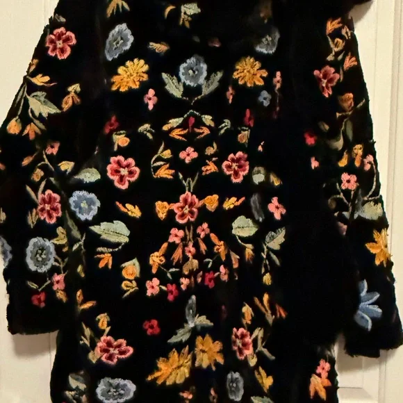 Johnny Was Black Faux fur coat with Multicolor Floral Embroidery - Picture 6 of 6